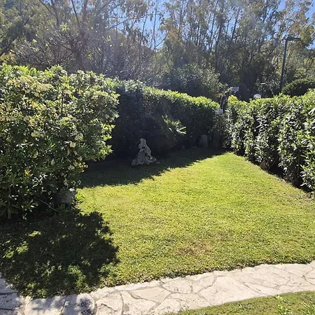 Casa Monika A Geremeas