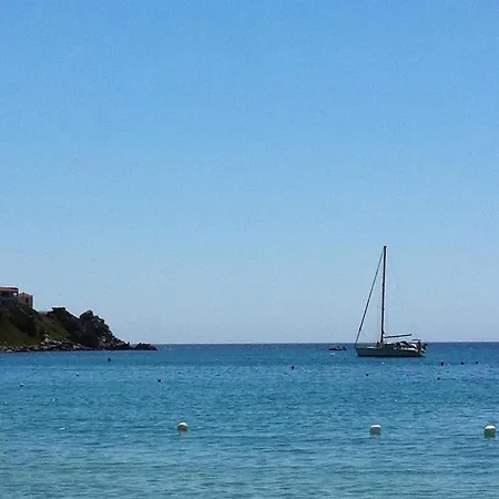 Casa Monika A Geremeas